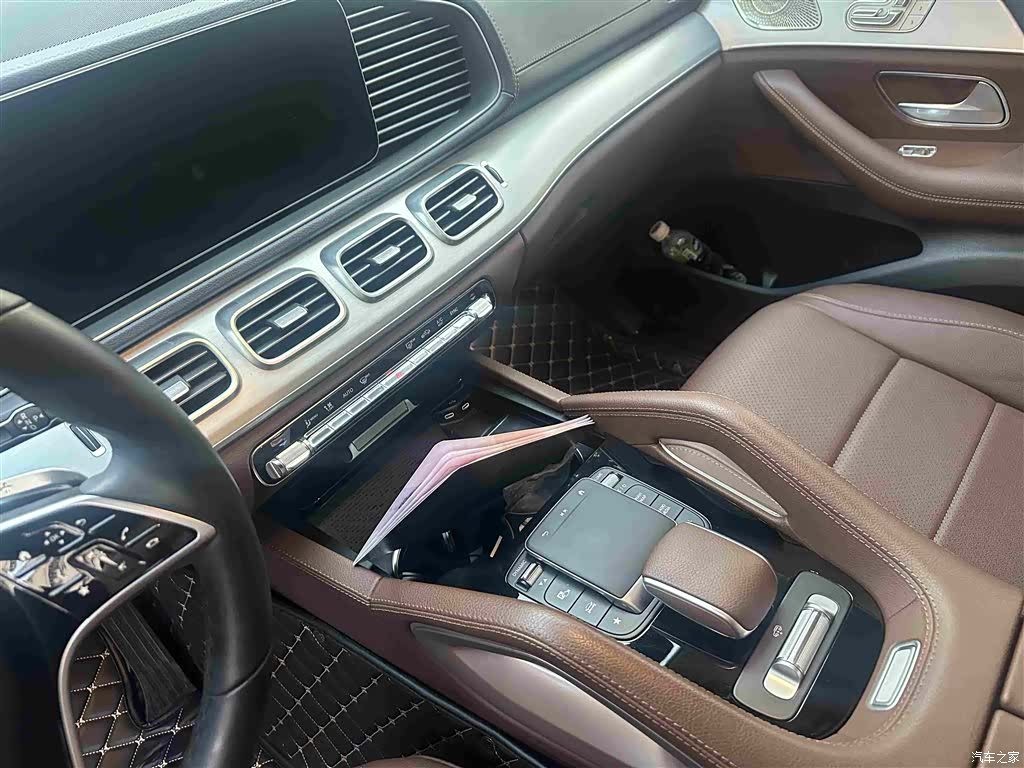Mercedes-Benz GLS, 2024 6
