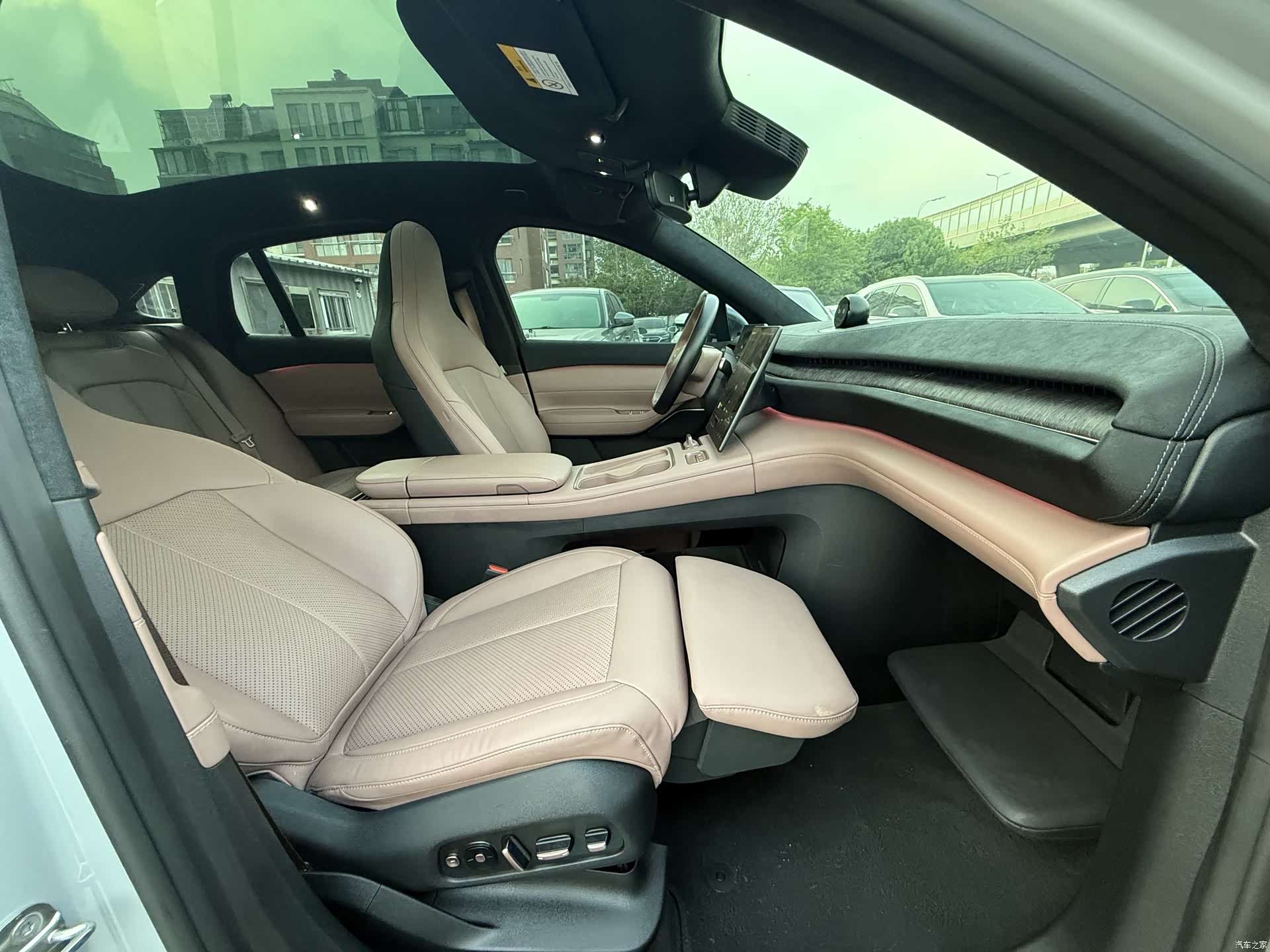 NIO EC6, 2024 10