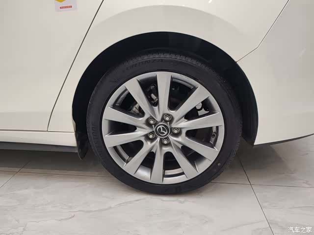 Mazda Mazda3, 2024 18