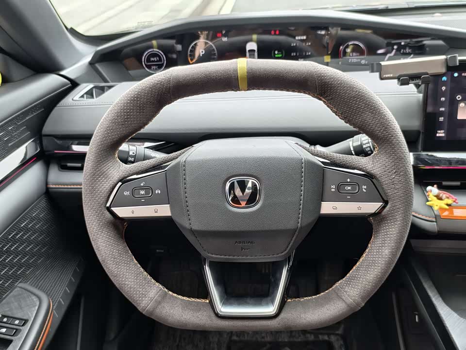 Changan UNI-V Smart iDD