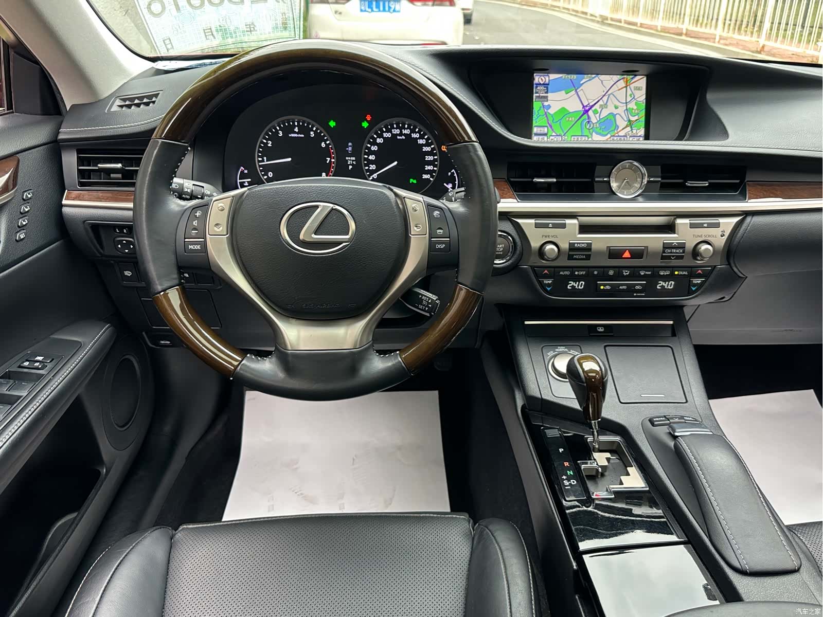 Lexus ES, 2014 18