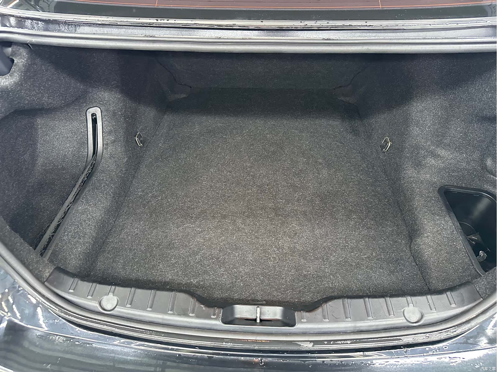 BMW 5 Series, 2012 23