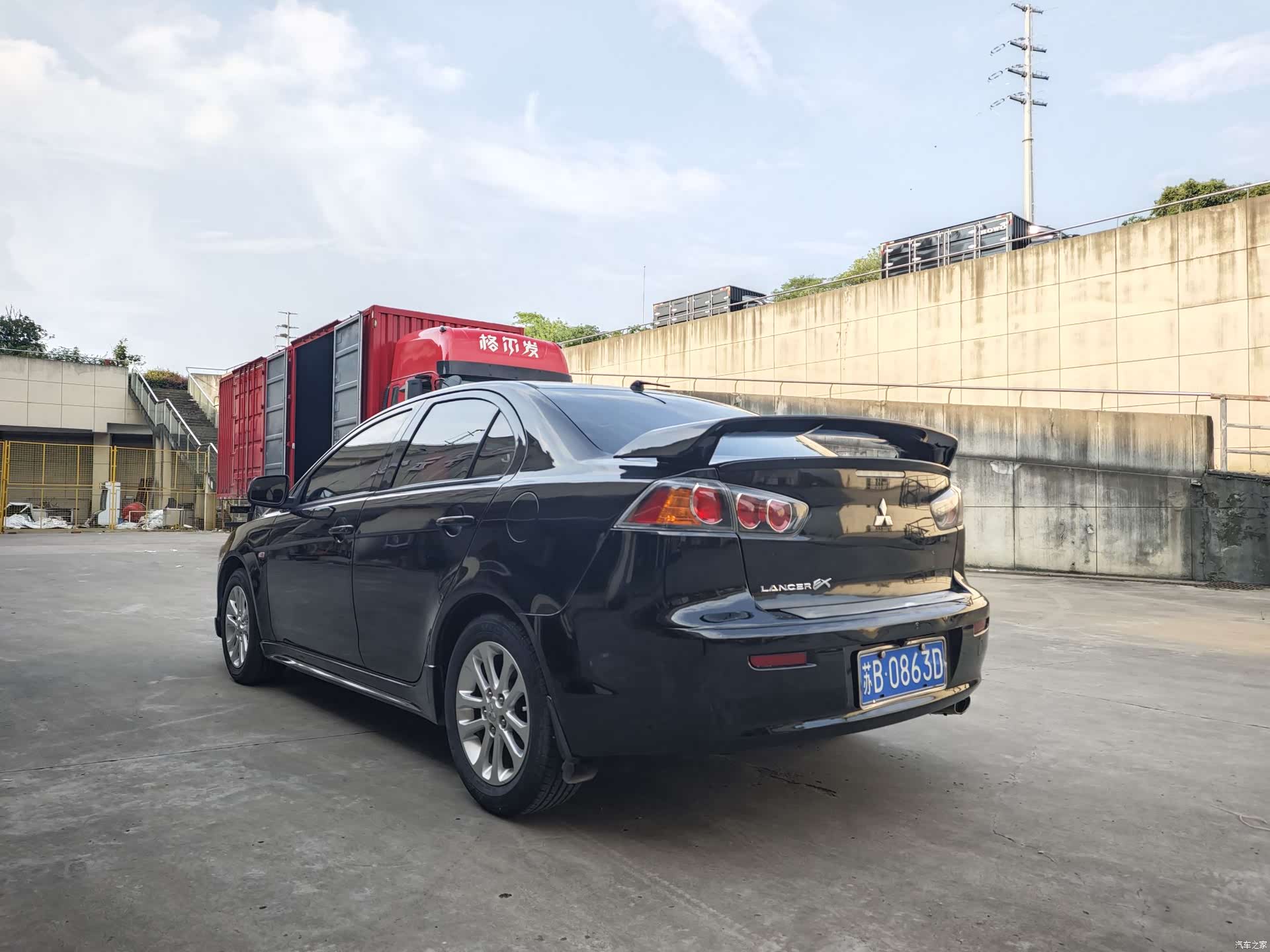 DongNanQiChe YARiS L, 2011 16