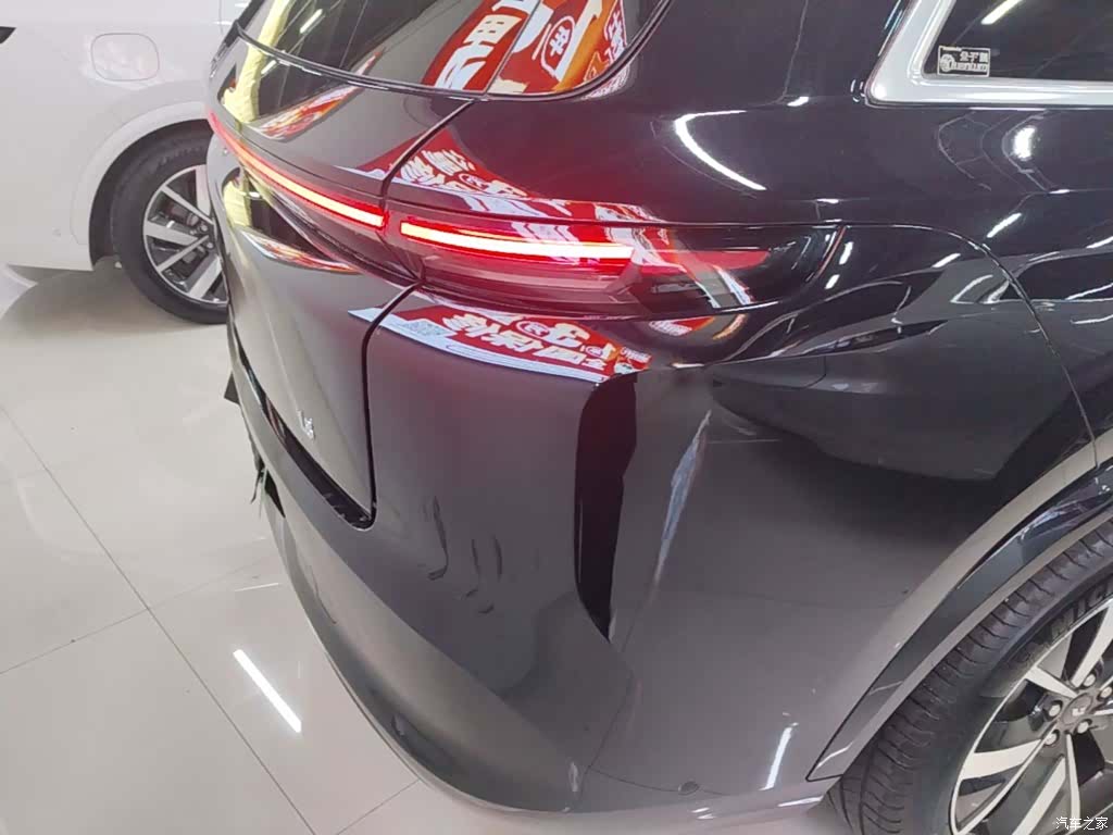 Li Auto L8, 2023 8