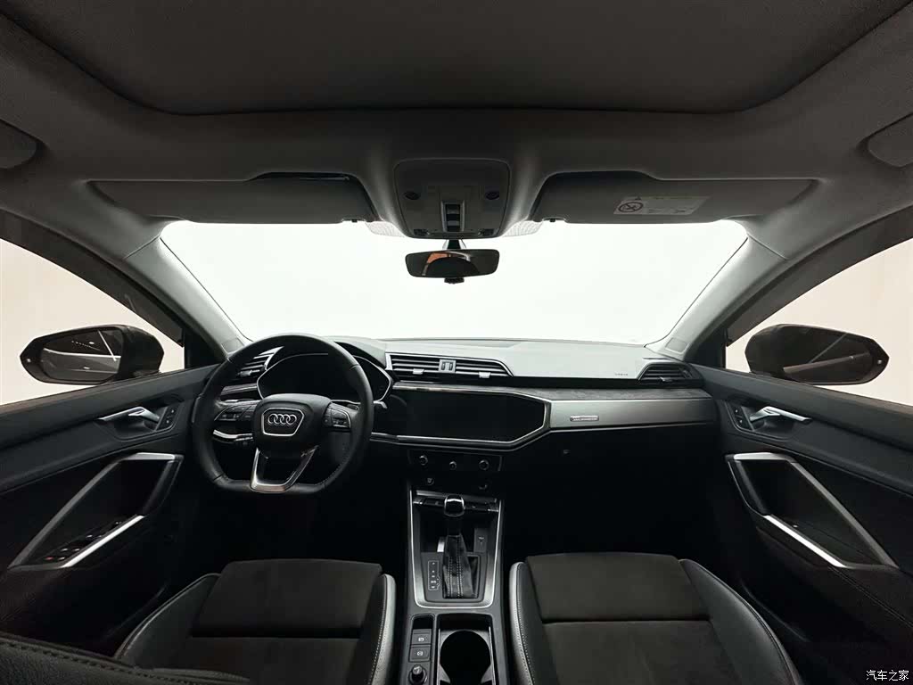 Audi Q3, 2022 17