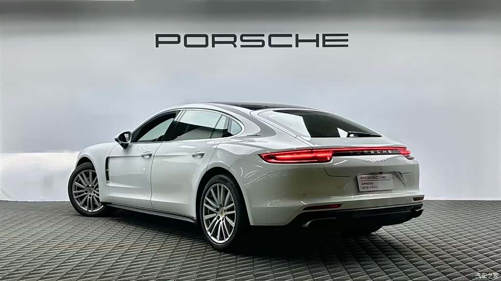 Porsche Panamera, 2018 6