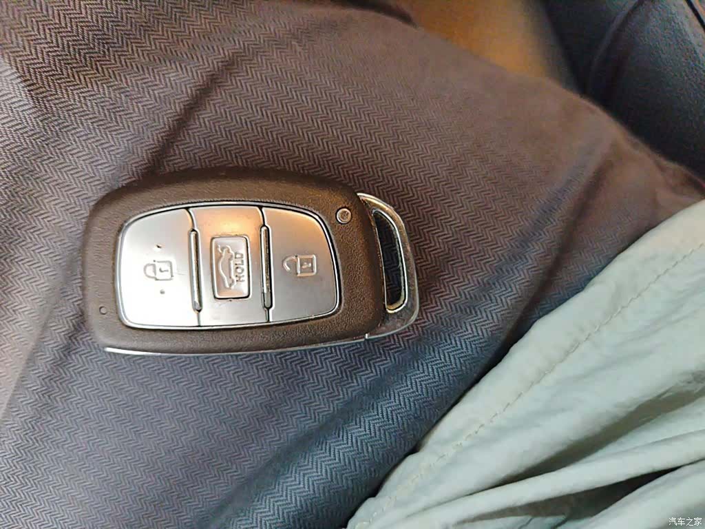 Hyundai GLS, 2017 12