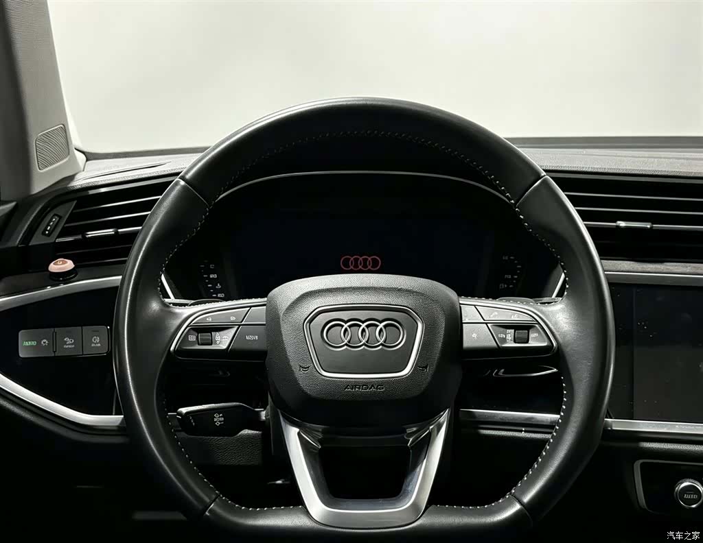 Audi Q3, 2020 10