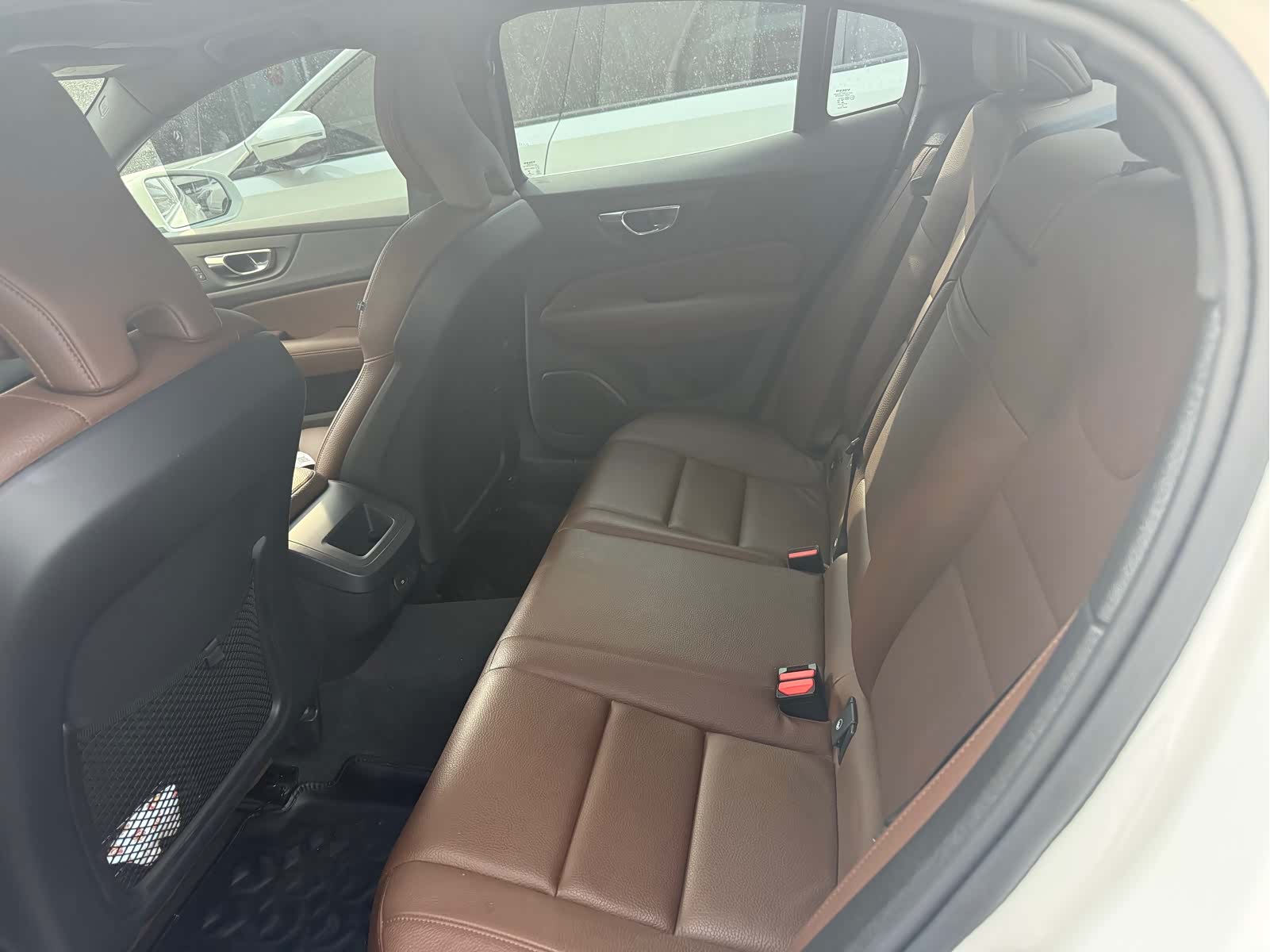 Volvo S60, 2022 все фото