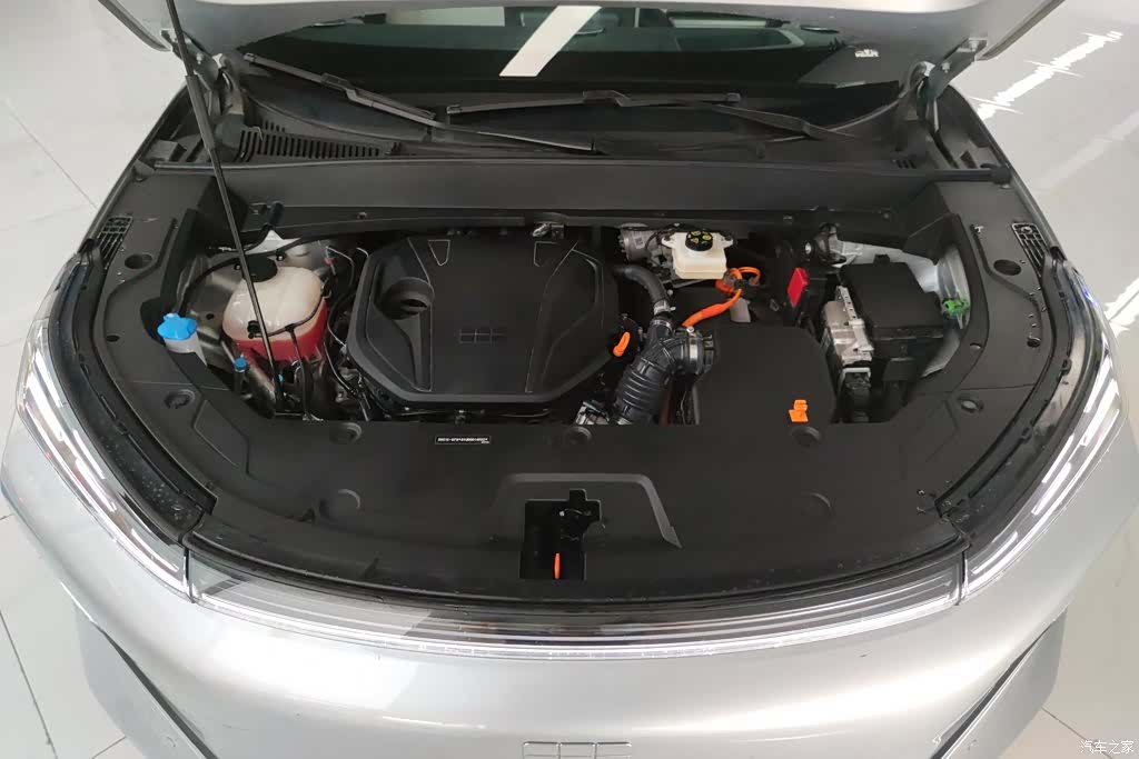 Geely 7, 2025 10