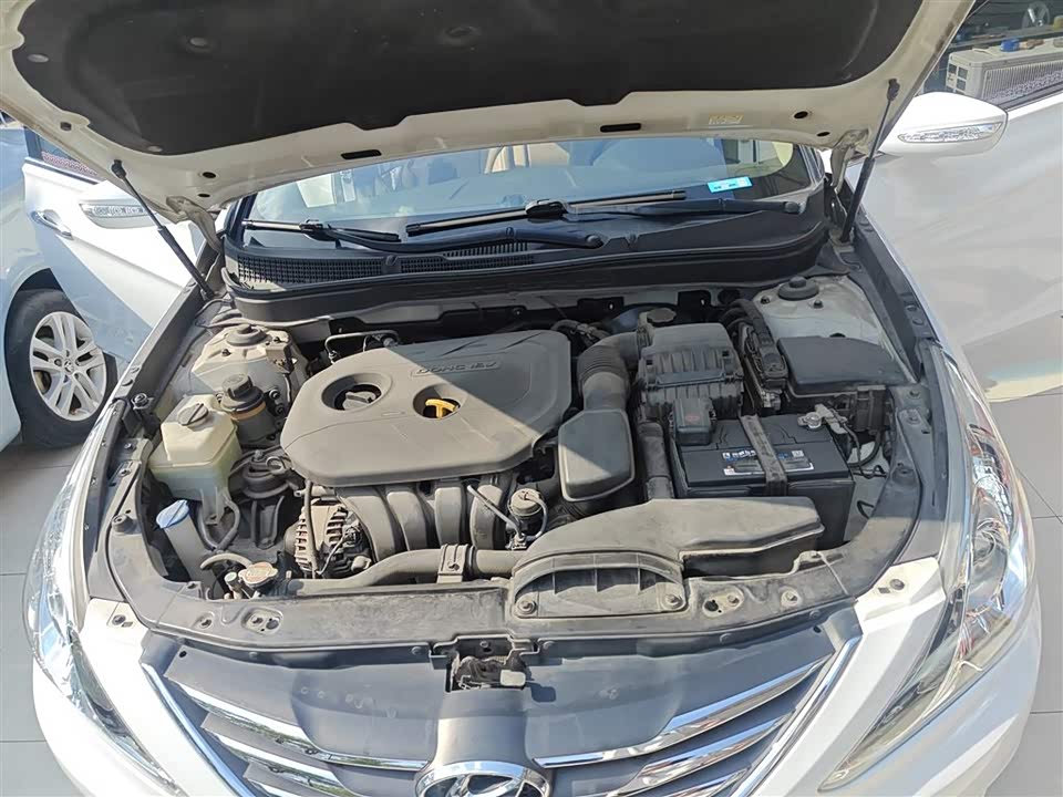 Hyundai Sonata Hyundai Sonata