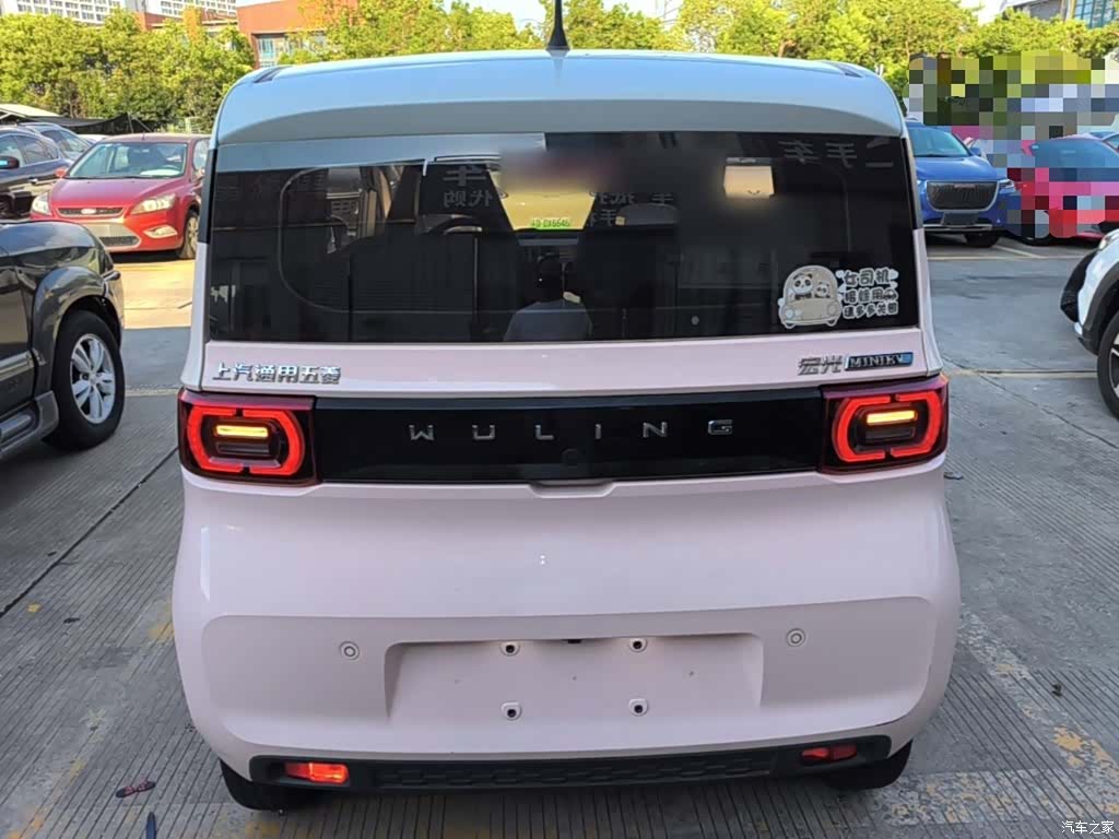 Wuling MINIEV, 2022 6
