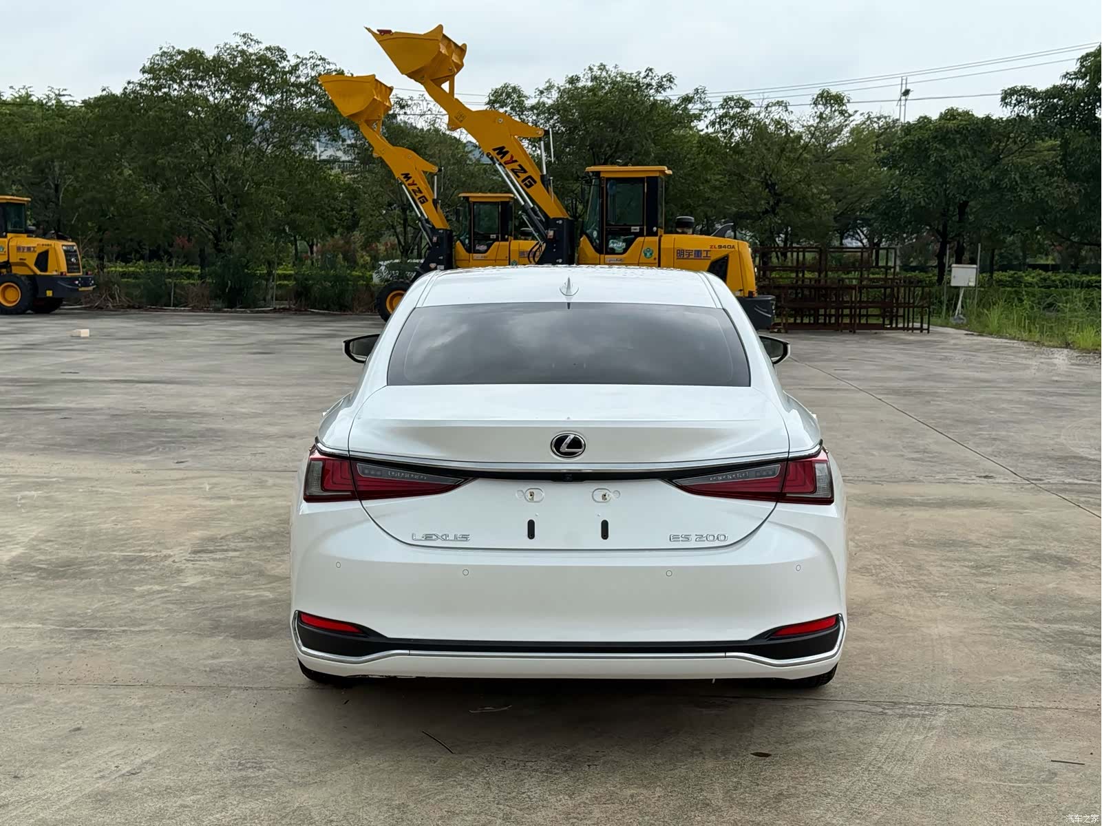 Lexus ES, 2020 8