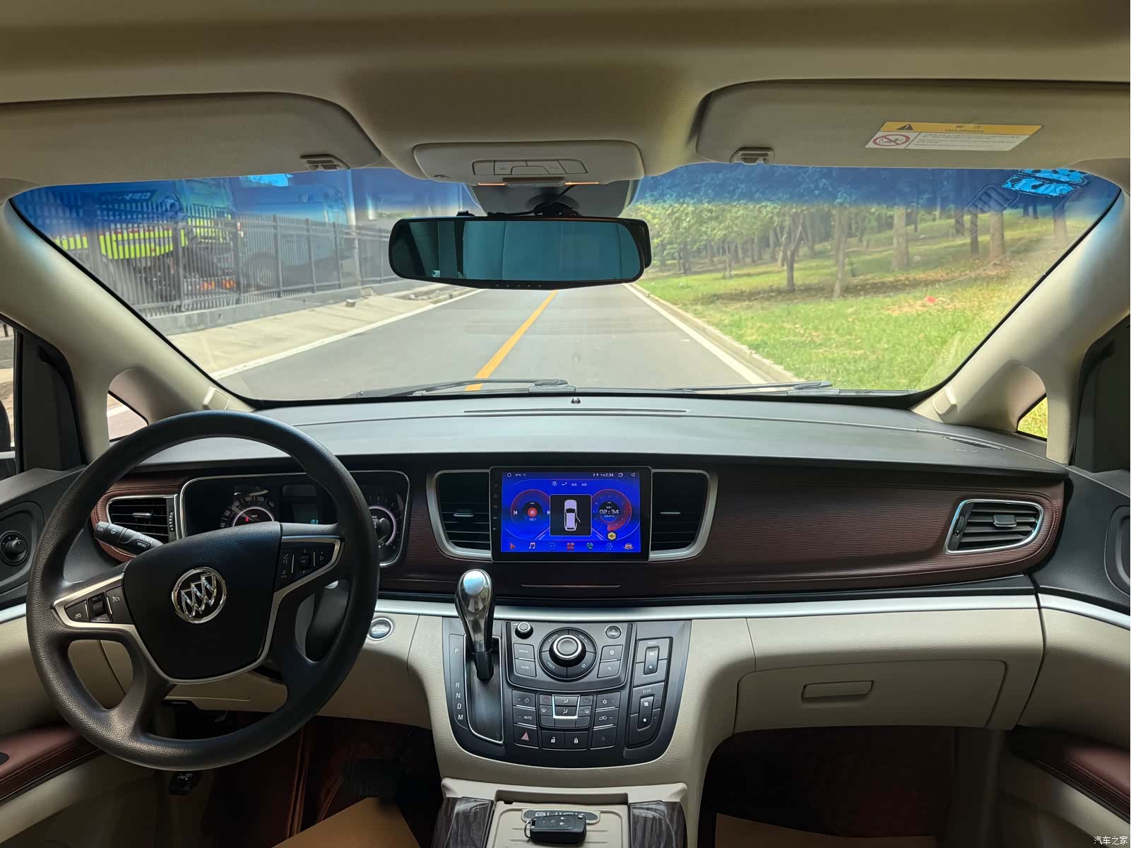 Buick GL8, 2019 15