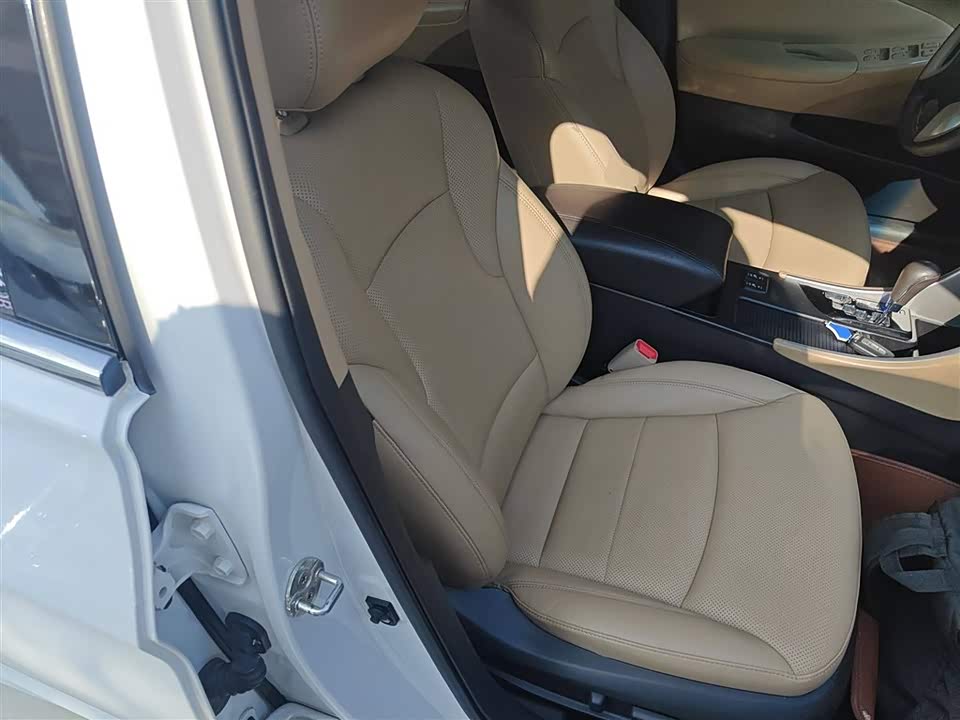Hyundai Sonata Hyundai Sonata