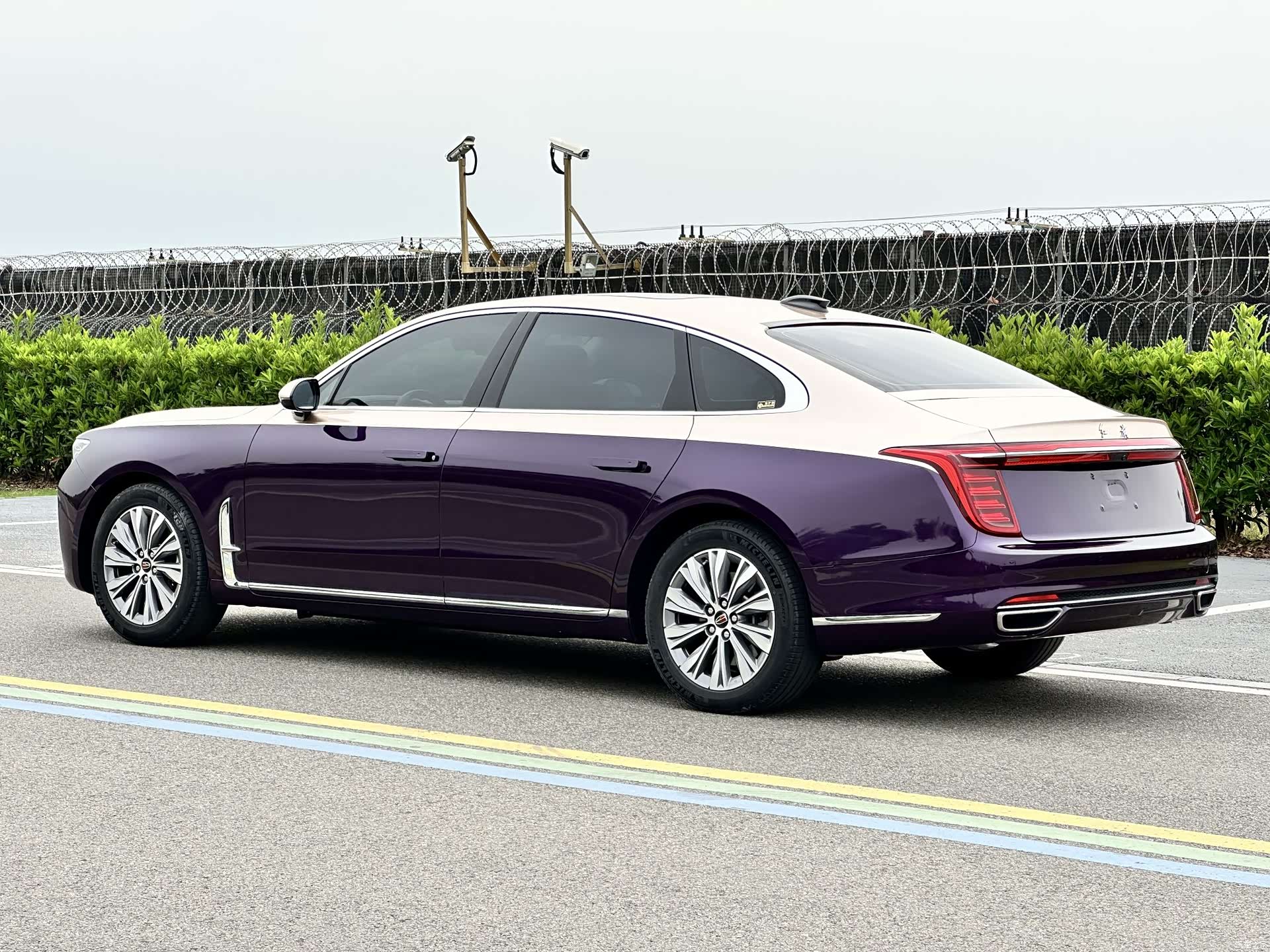 Hongqi H9, 2022 4