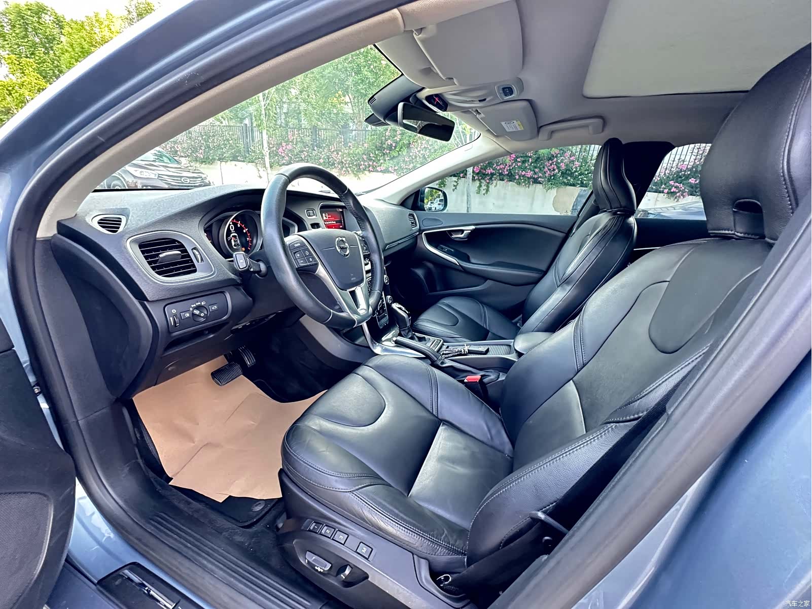 Volvo V40, 2018 7