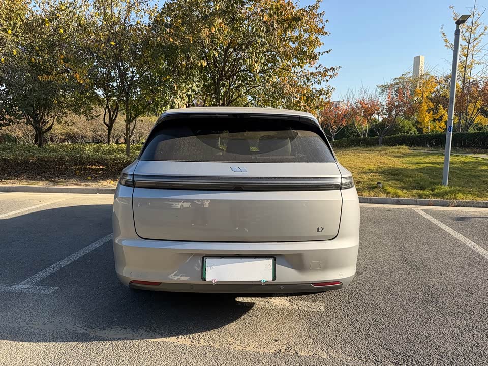 Li Auto Ideal L7