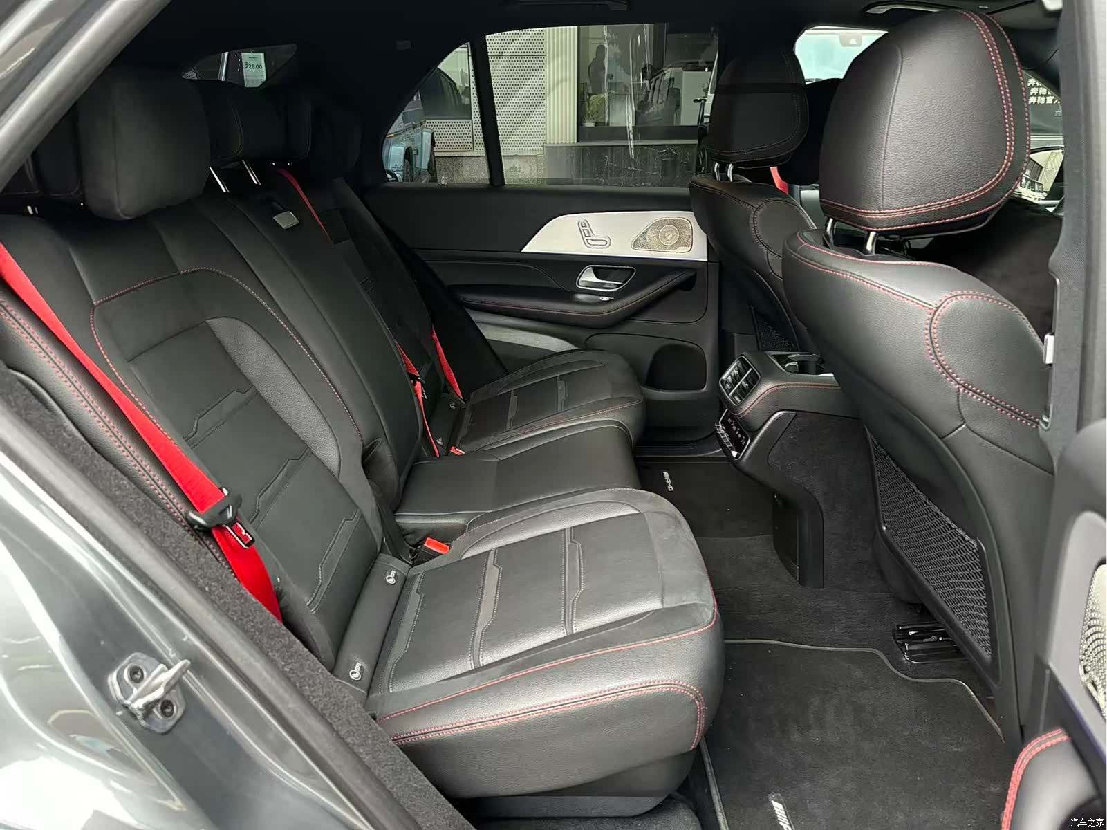 Mercedes-Benz GLE, 2024 7