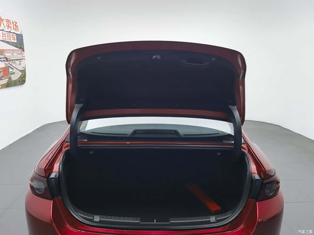 Mazda Mazda3, 2020 16
