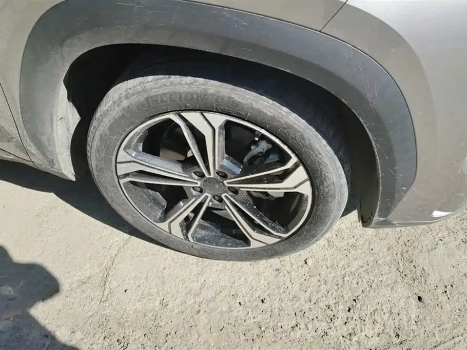 Geely Galaxy Galaxy L7