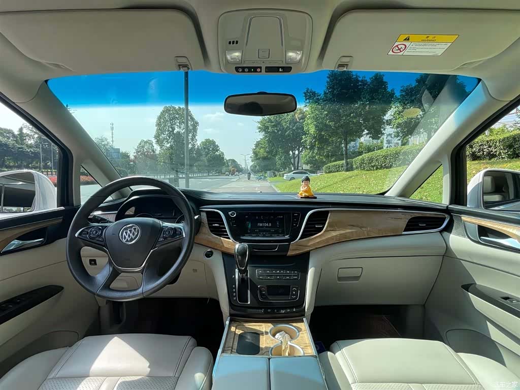 Buick GL8, 2020 12