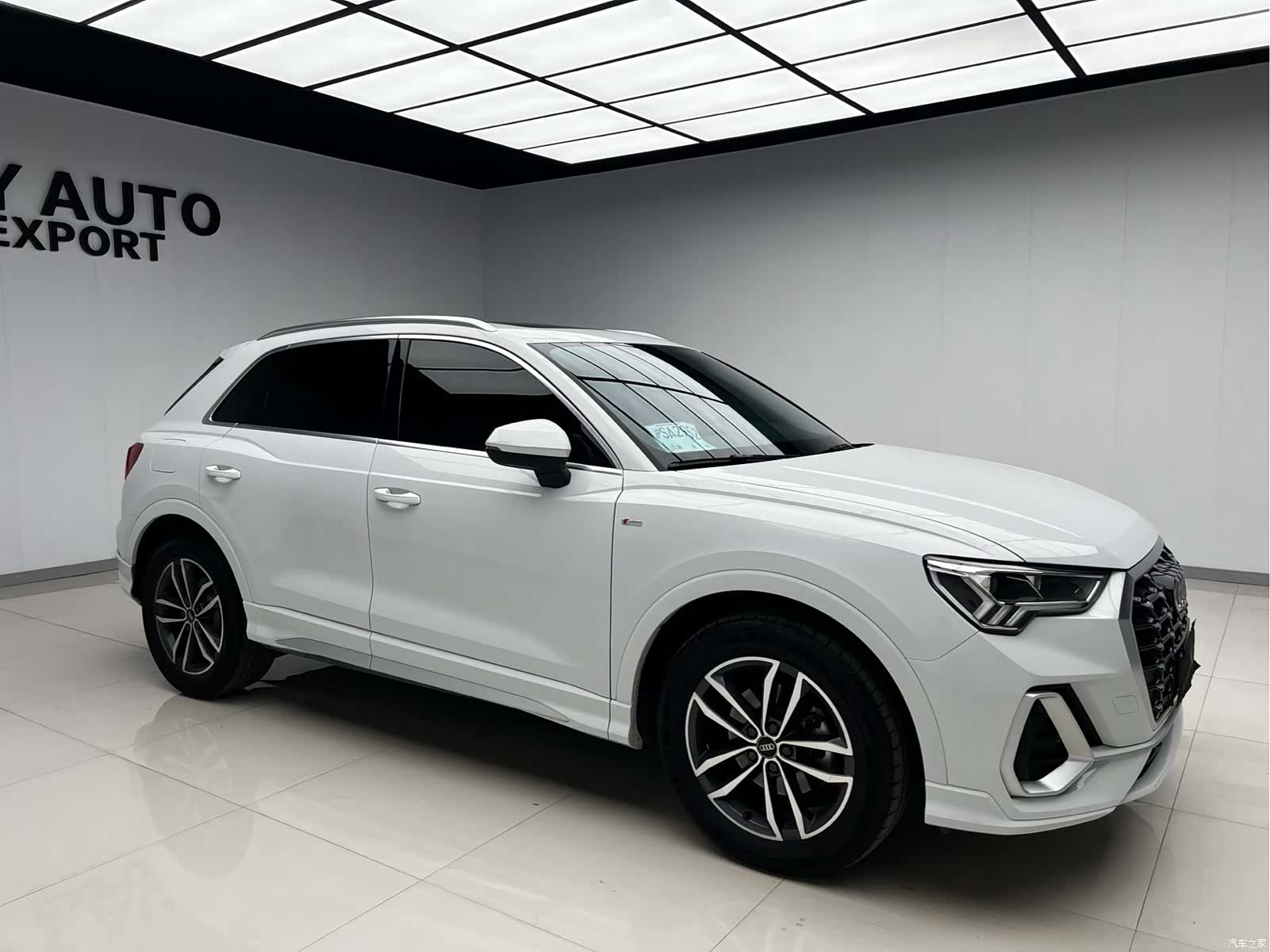 Audi Q3, 2021 3