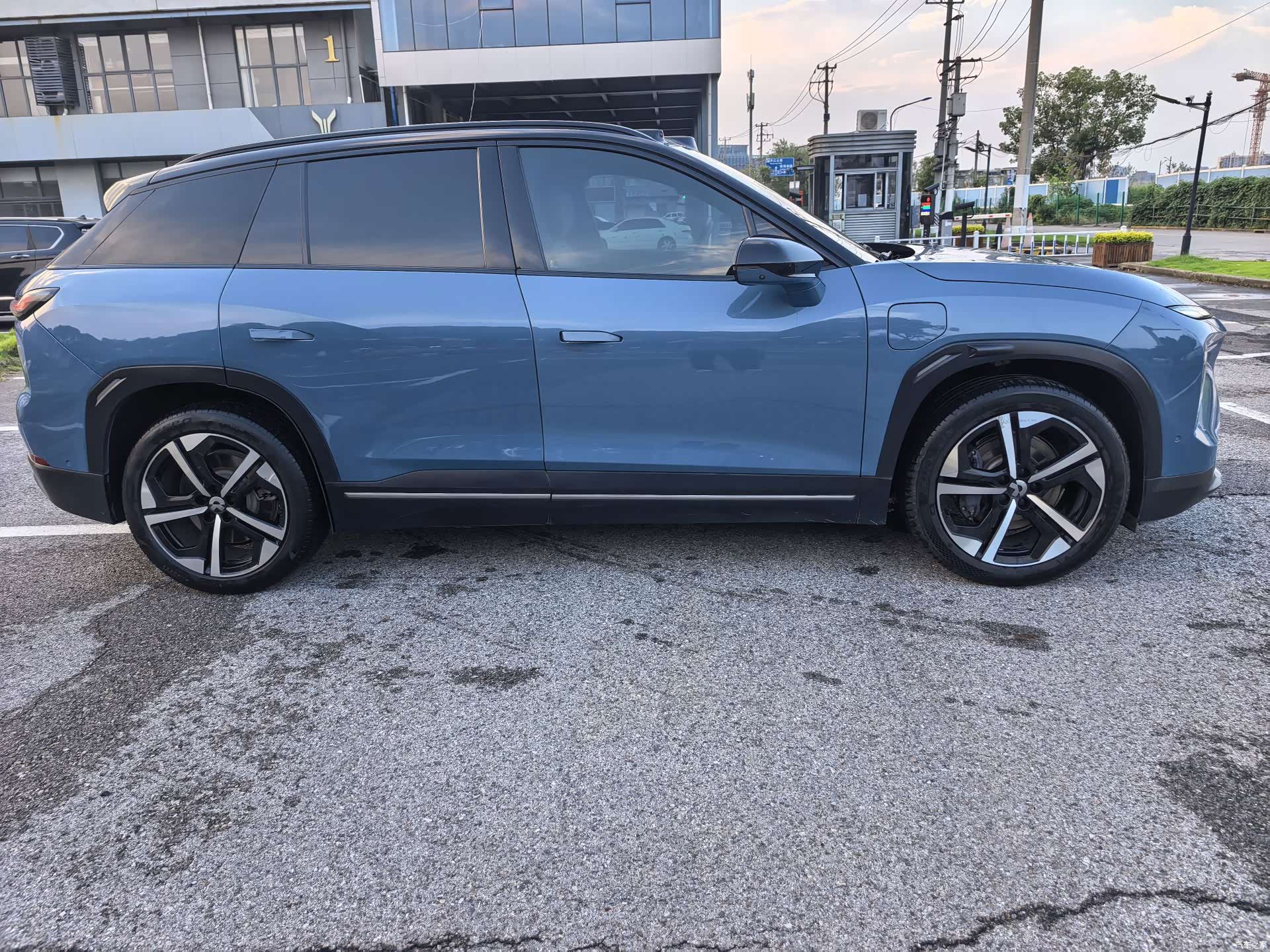 NIO ES7, 2023 4
