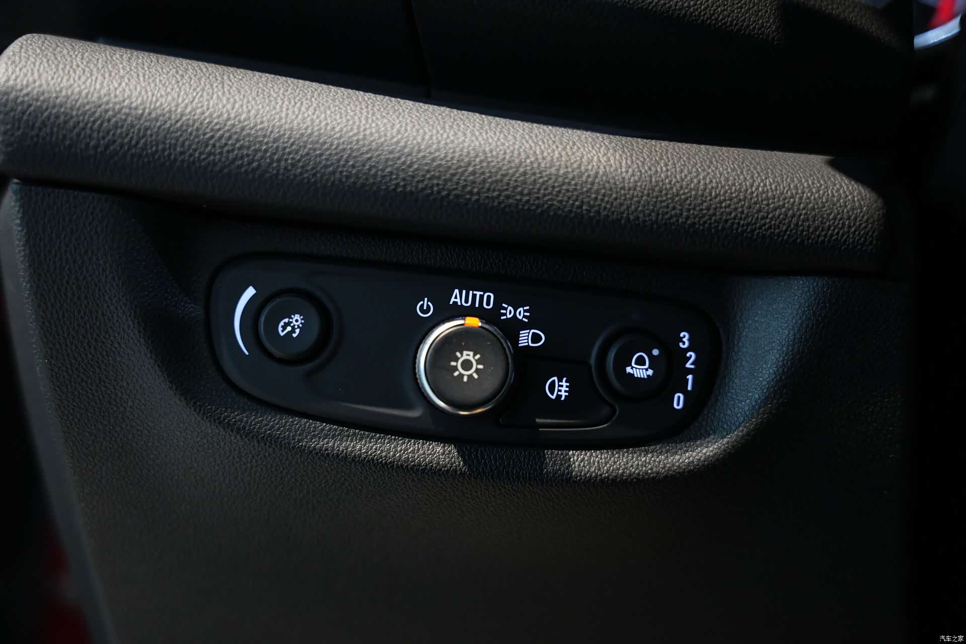 Buick Regal, 2019 11