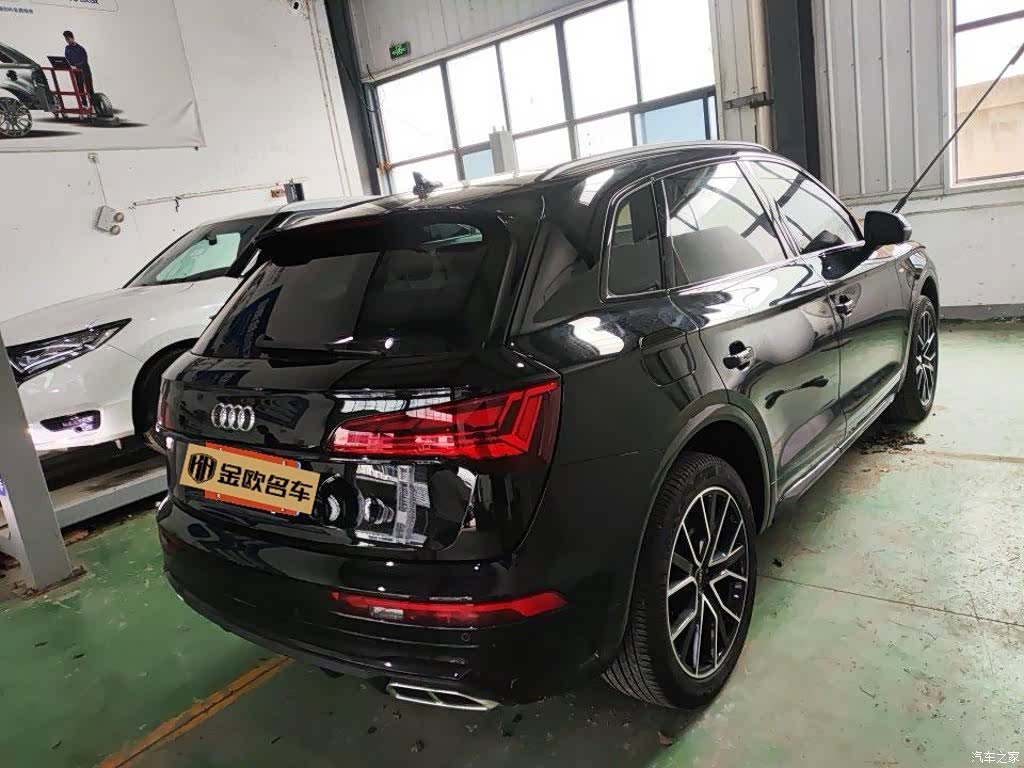 Audi Q5L, 2026 4
