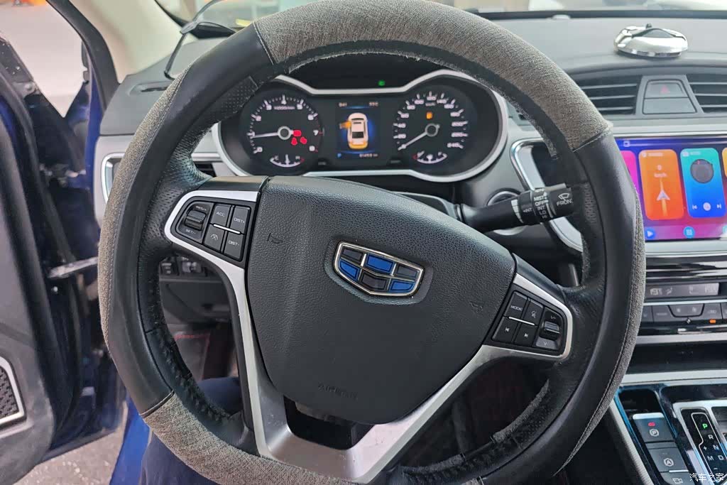 Geely Emgrand, 2019 15