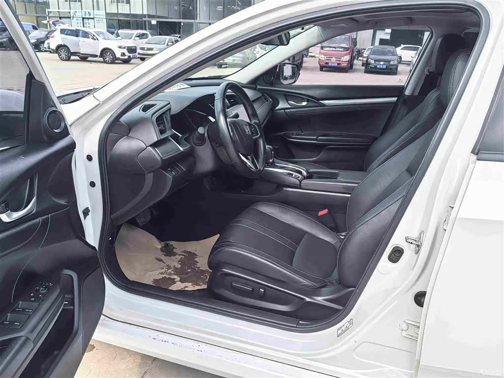 Honda Civic, 2018 4
