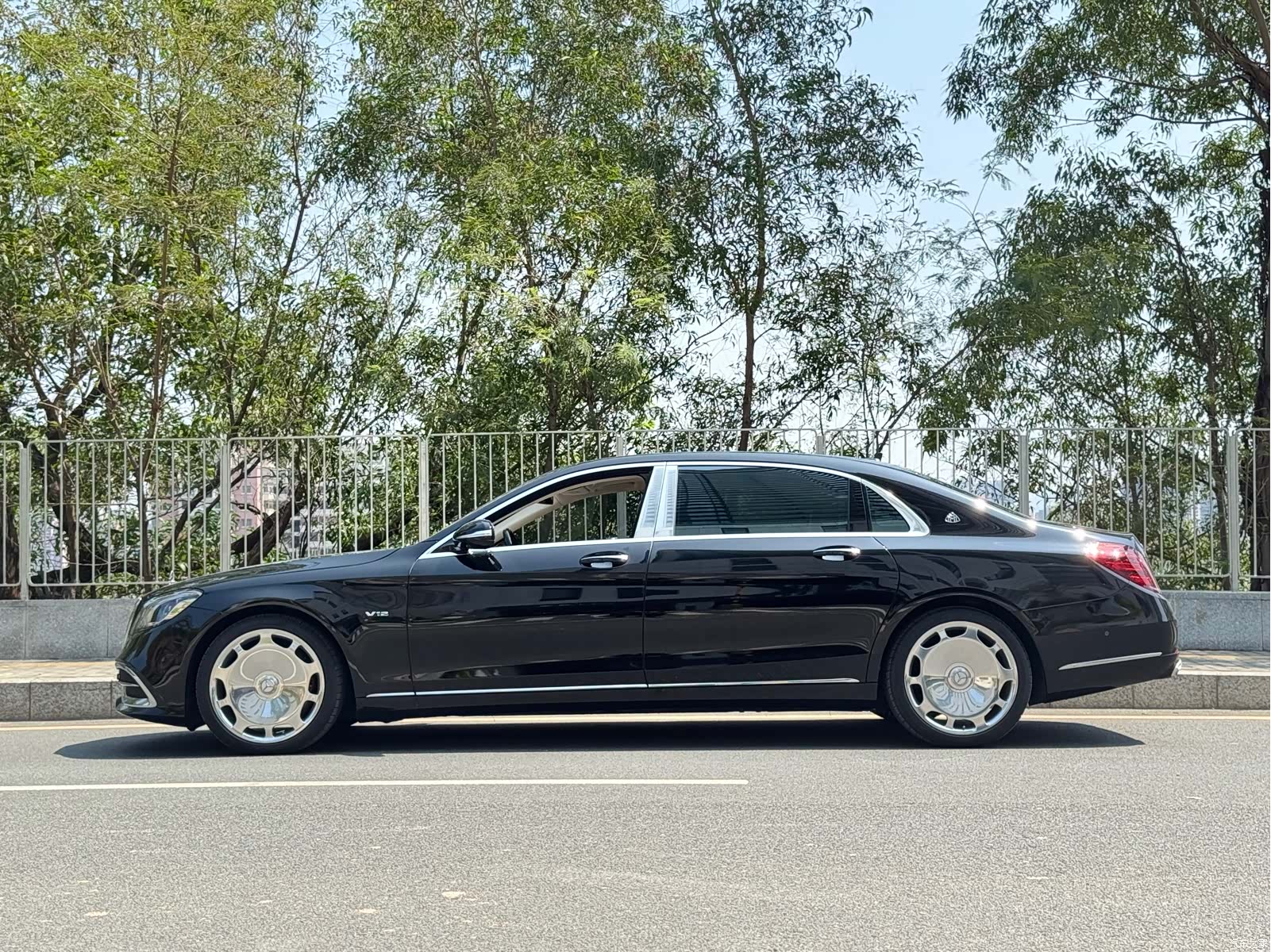 Maybach S-Class, 2018 7