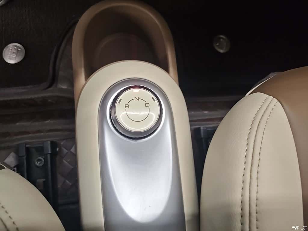 Wuling MINIEV, 2025 14