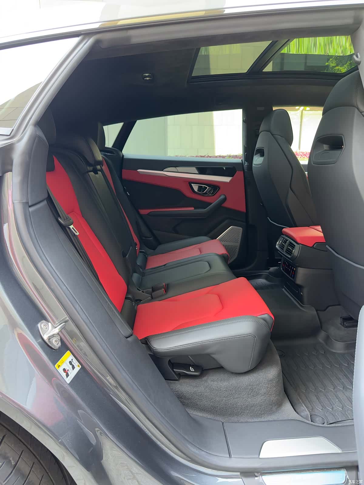 Lamborghini Urus, 2019 16