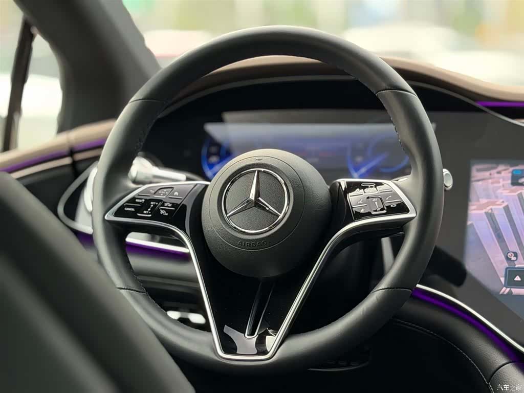 Mercedes-Benz EQS, 2024 13