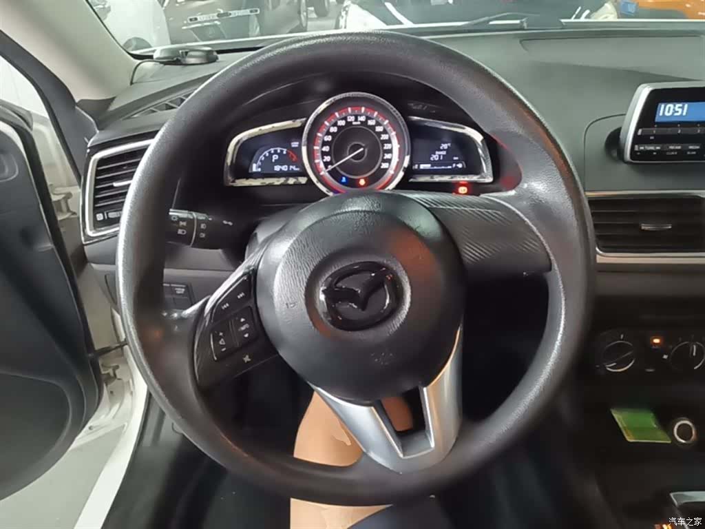 Mazda Mazda3, 2016 11
