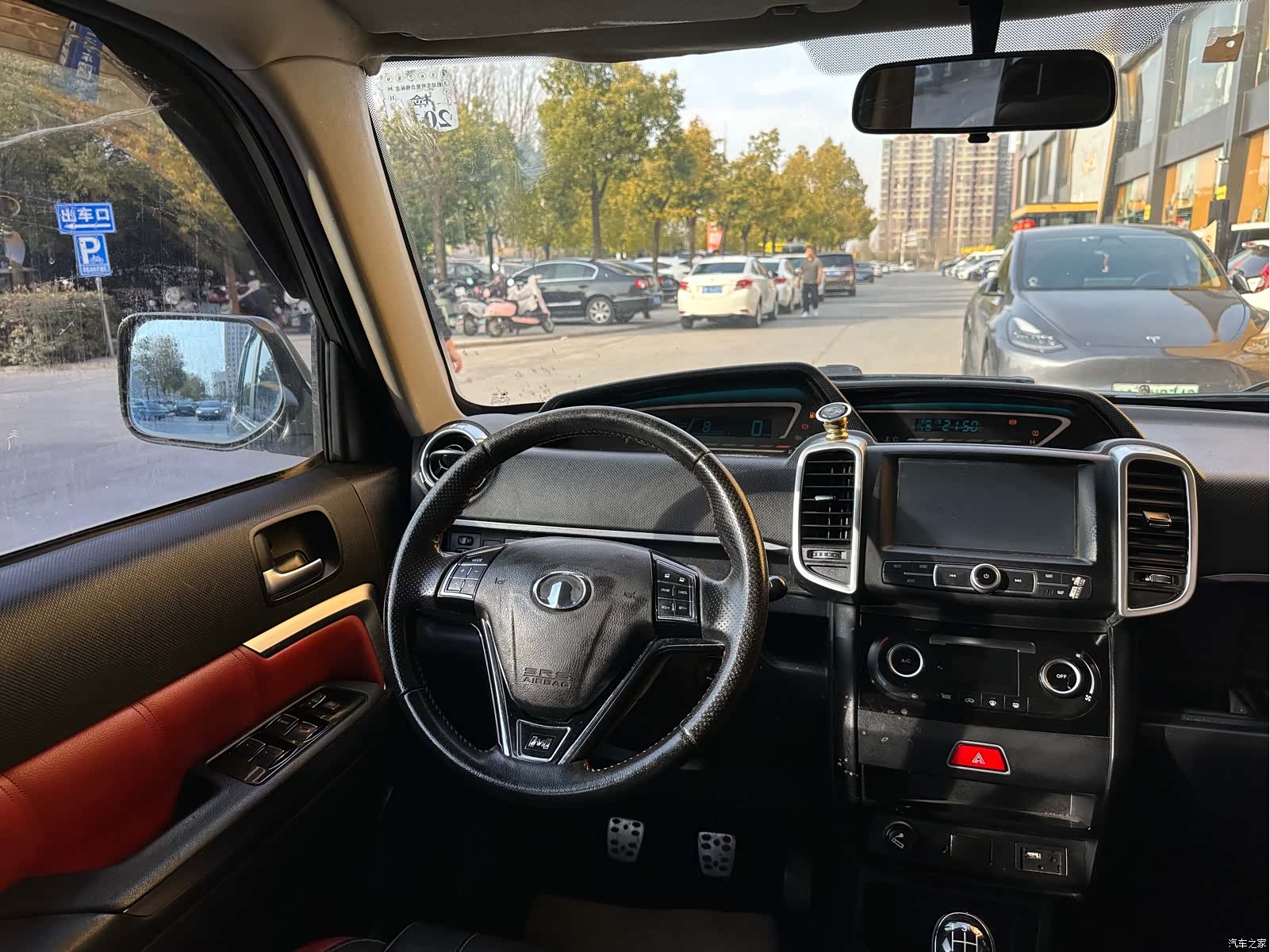 Great Wall M2, 2015 10