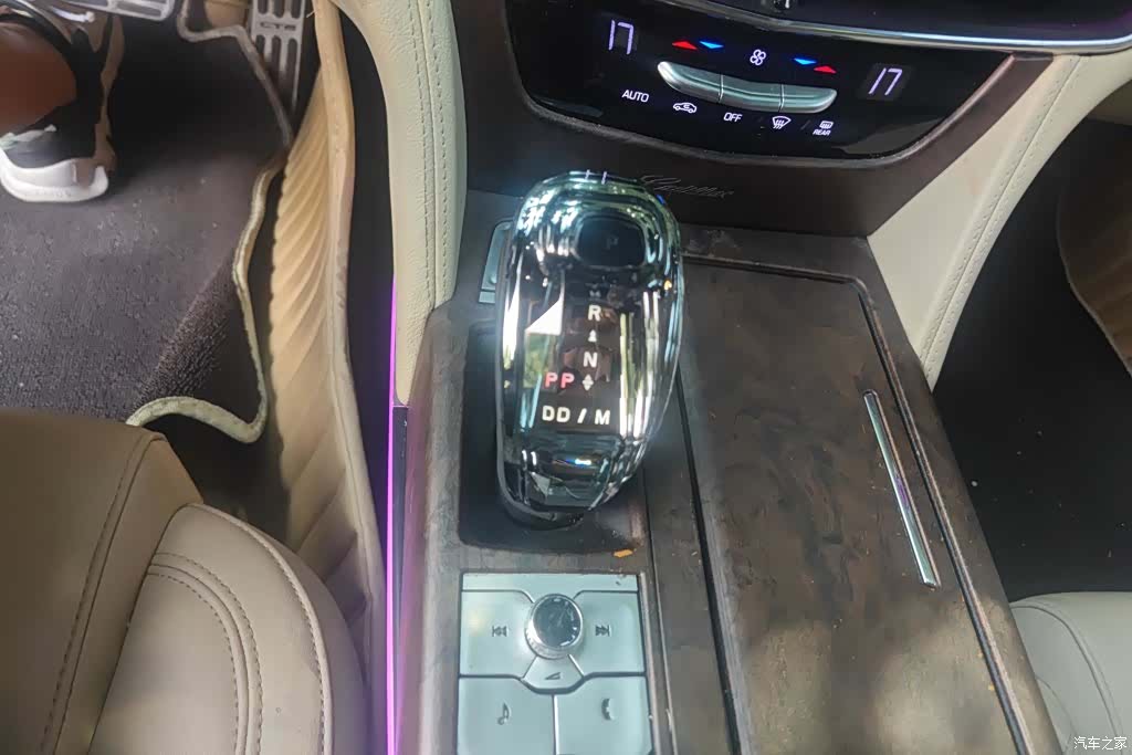 Cadillac CT6, 2019 16
