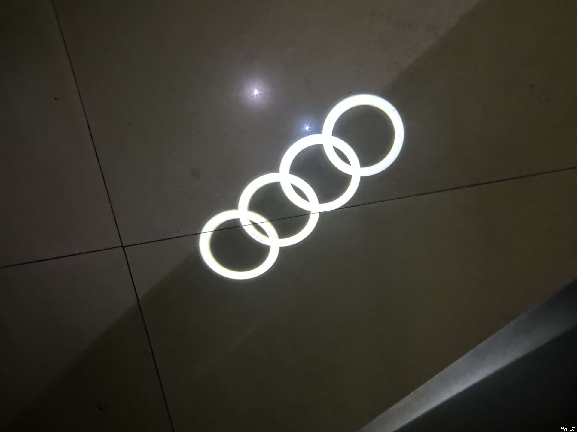 Audi Q2L, 2021 39