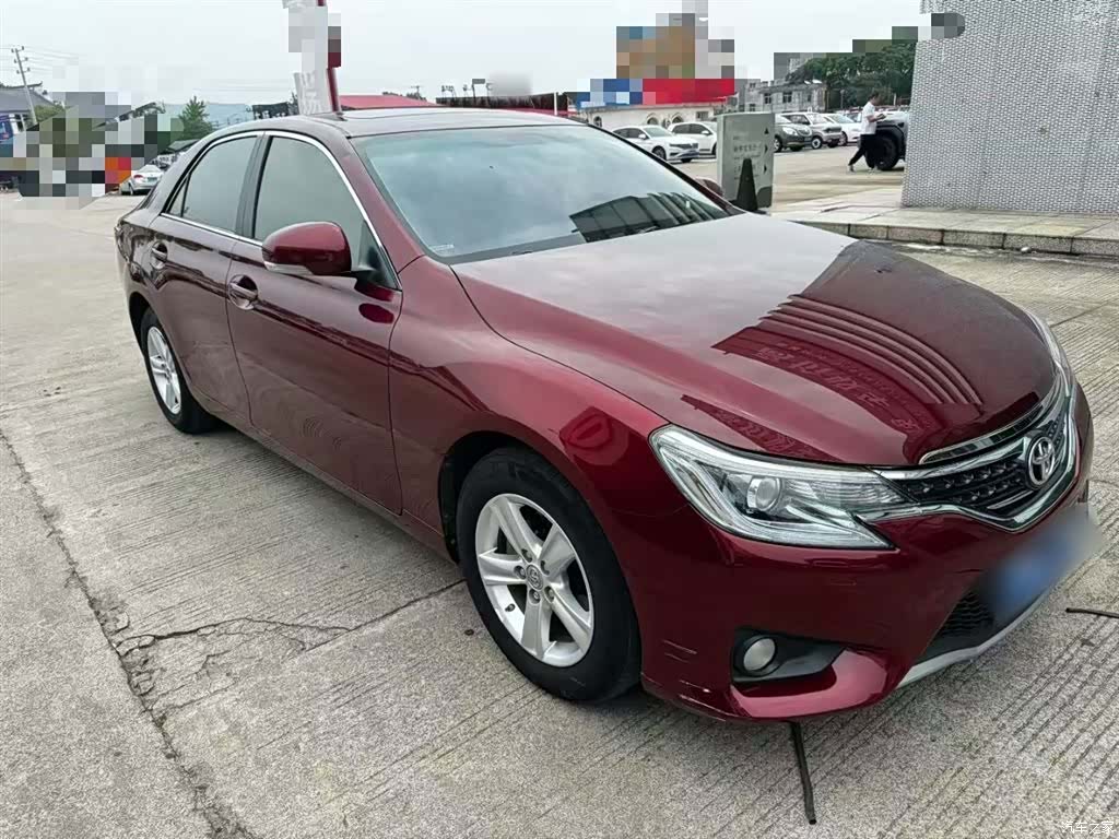 Toyota 2.5V, 2015 22