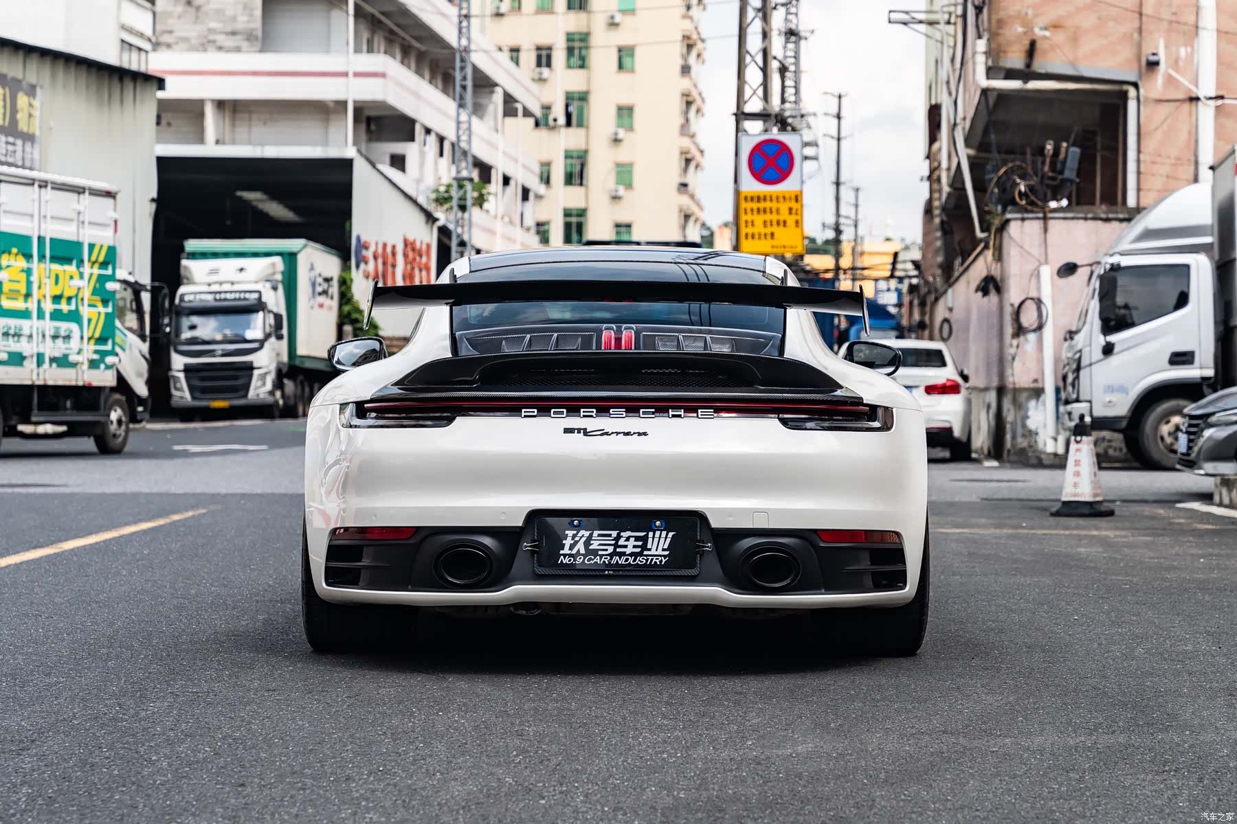 Porsche 911, 2023 4