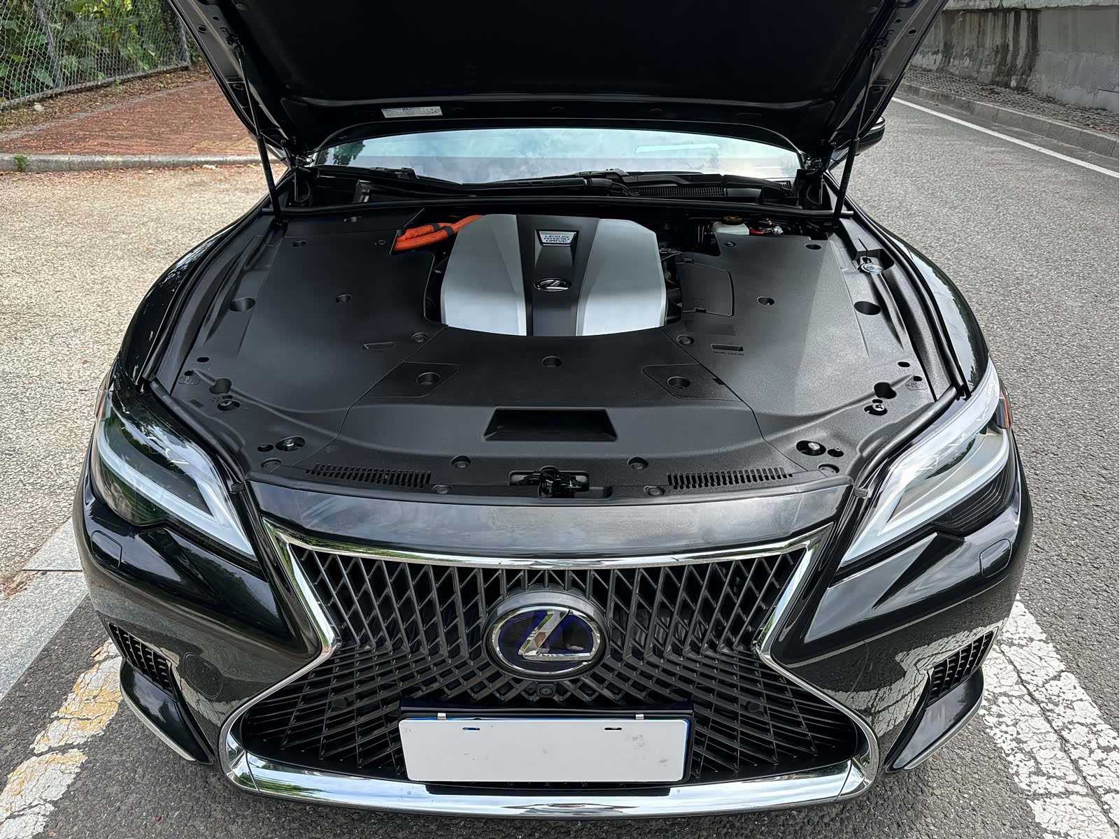 Lexus LS, 2022 все фото