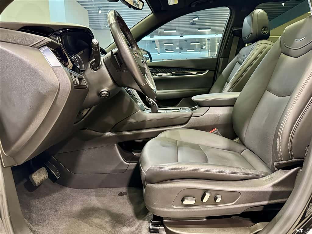 Cadillac XT6, 2022 18