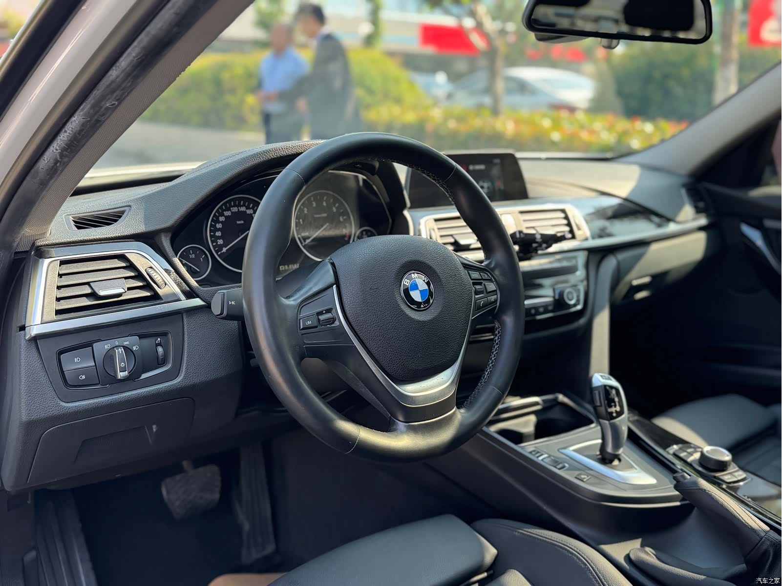 BMW 3 Series, 2017 11