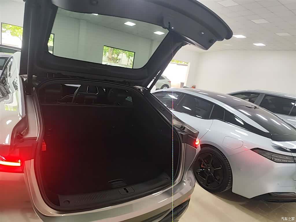 Rising Auto R7, 2026 19