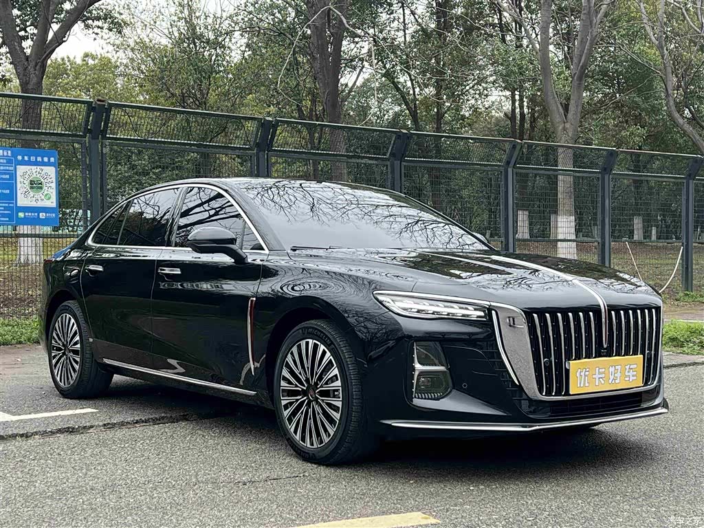 Hongqi H5, 2025 3