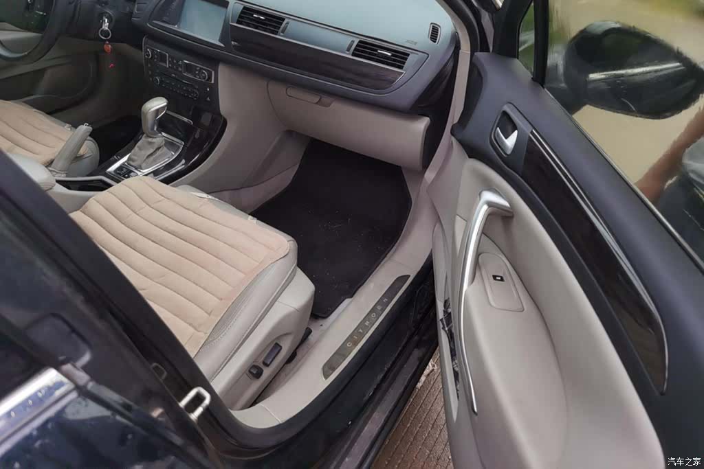 Citroen C5, 2013 8