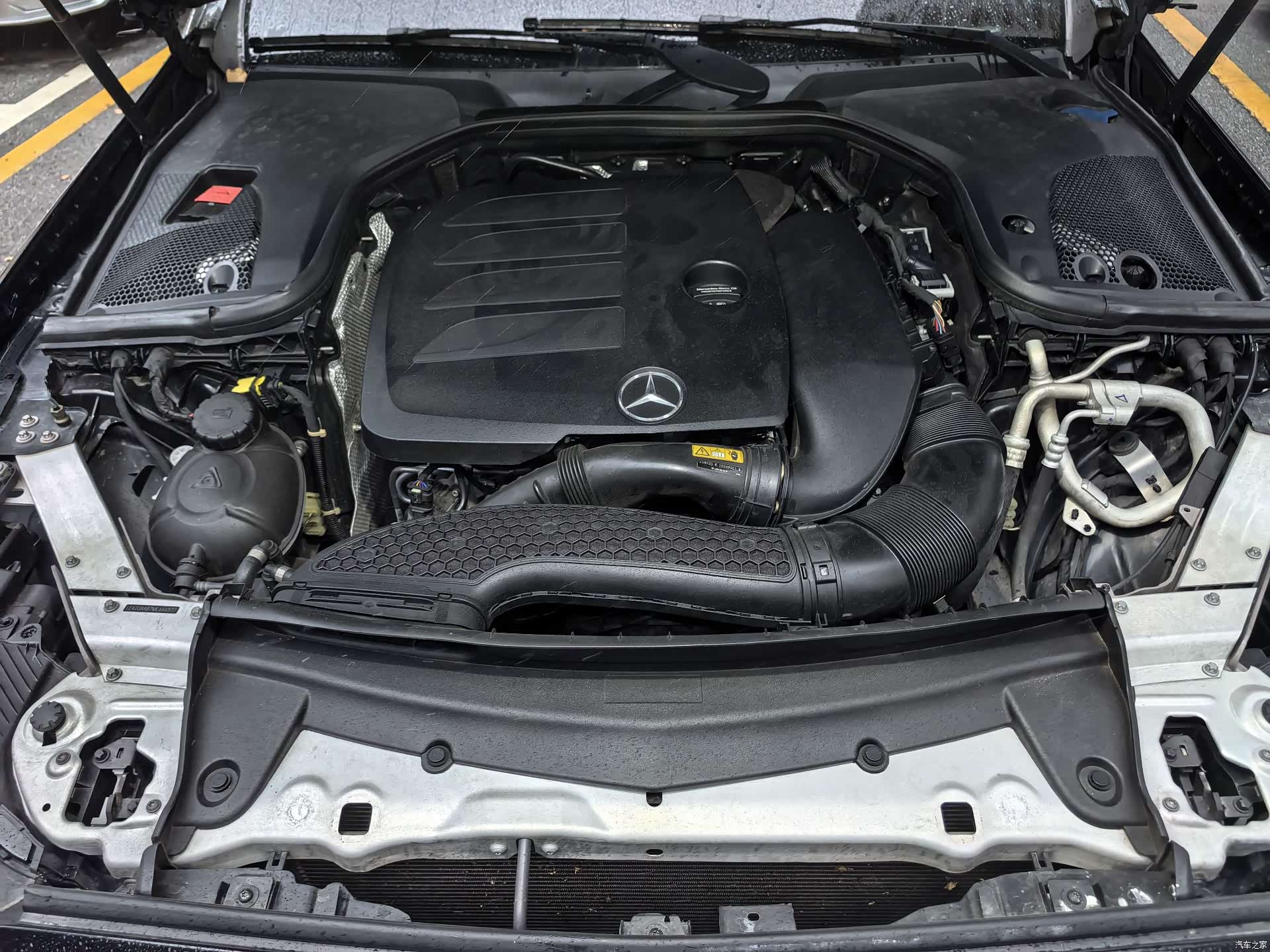 Mercedes-Benz E-Class, 2021 20