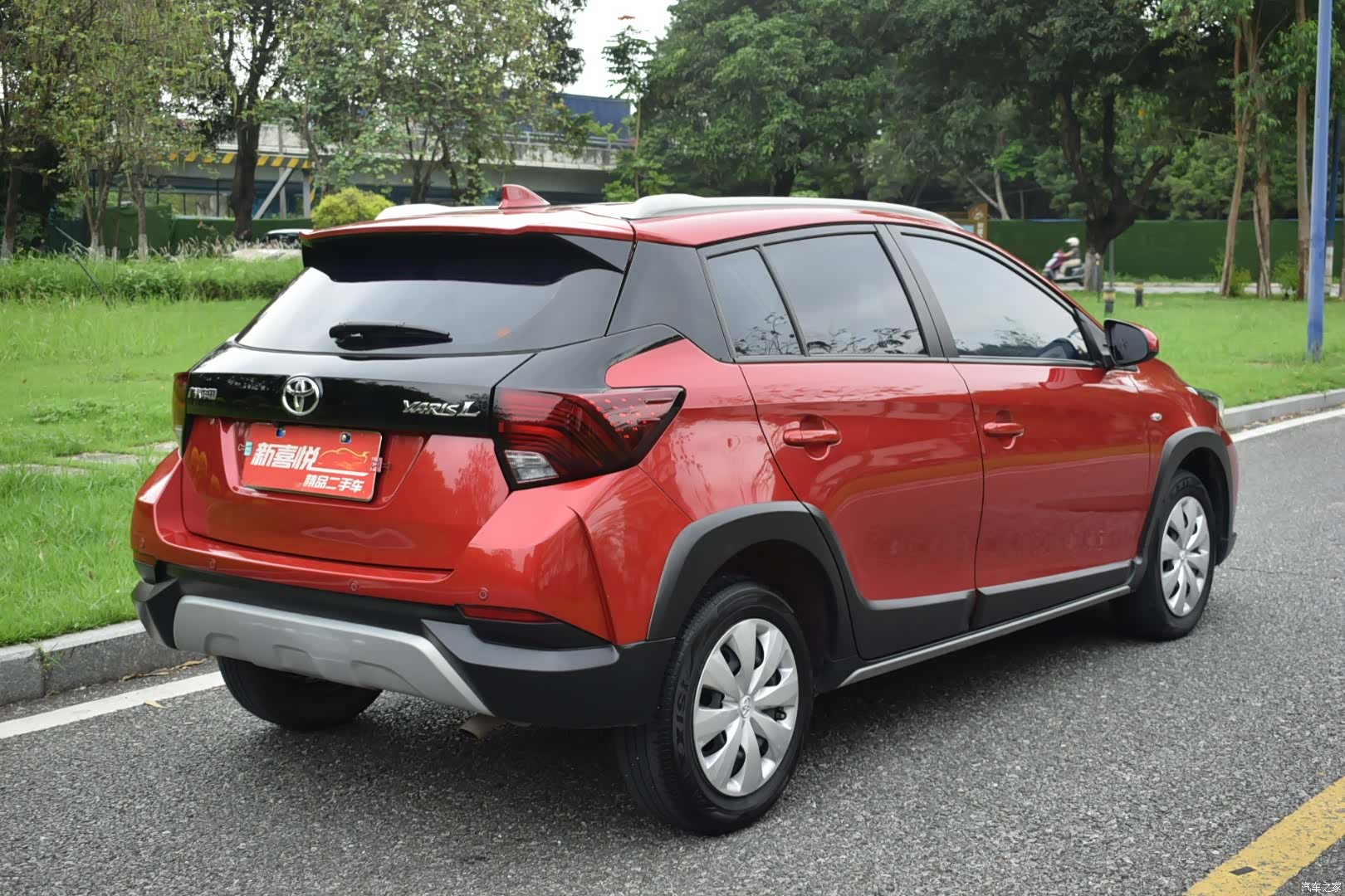 Toyota YARiS L, 2021 6